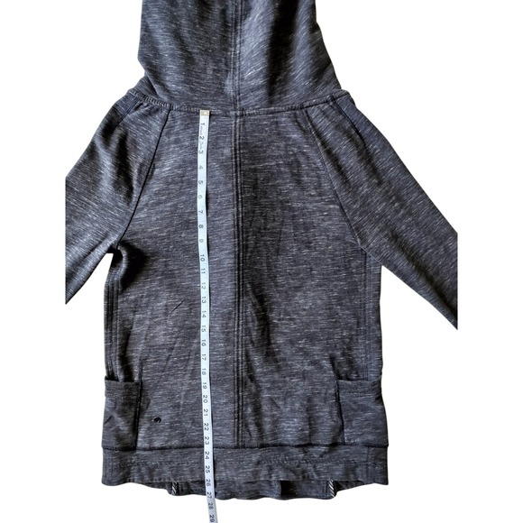 Lululemon Women's Find Your Centre Wrap Heathered Marled Black Jacket Size 6 - Picture 11 of 14